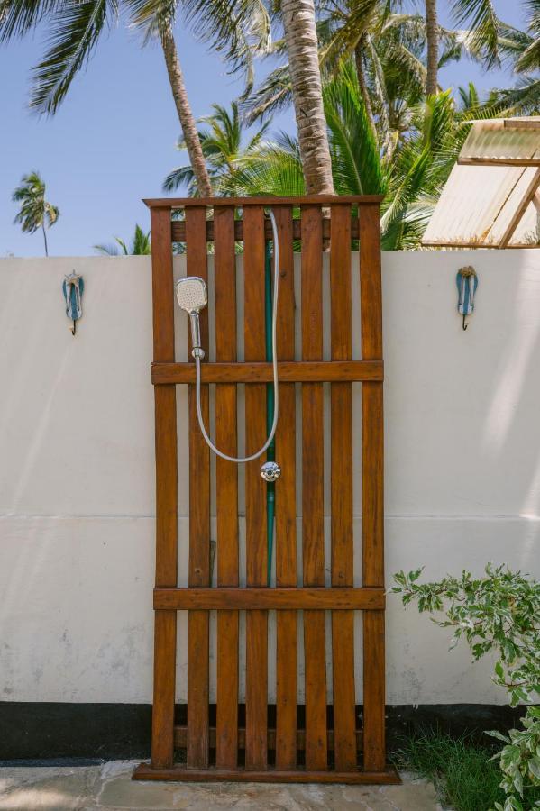 Oasys House - Beautiful Private Beach Front Home Msambweni Exteriér fotografie
