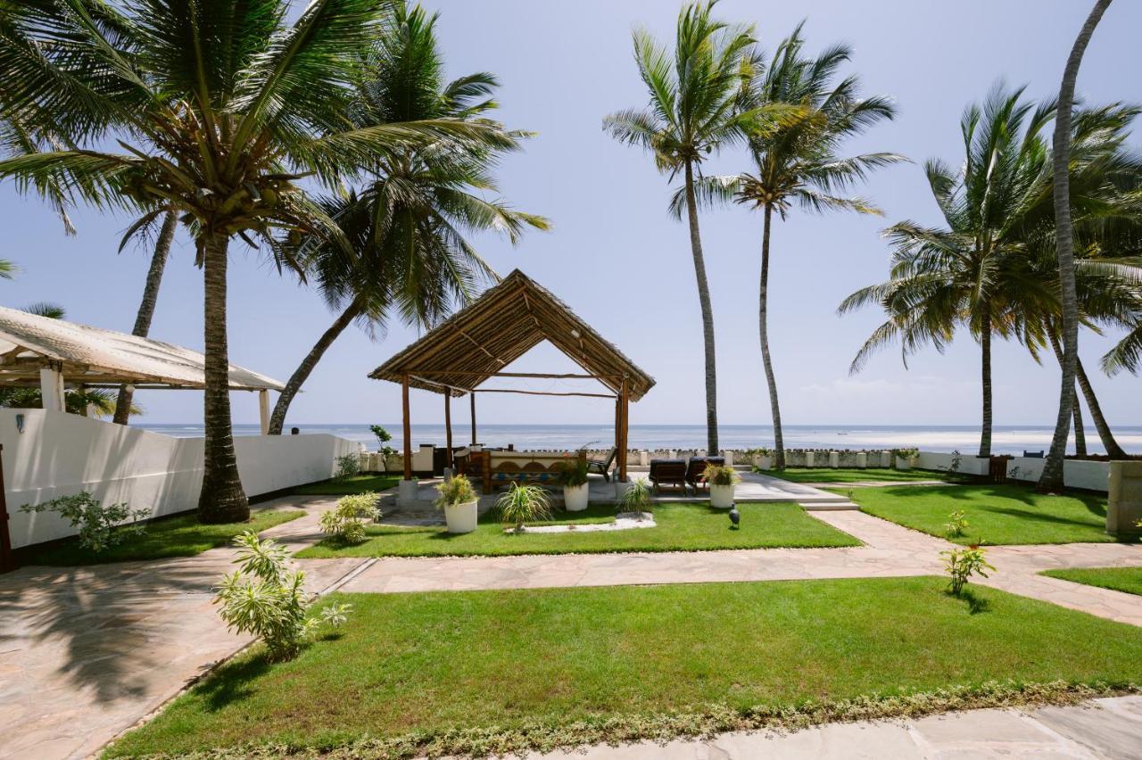 Oasys House - Beautiful Private Beach Front Home Msambweni Exteriér fotografie