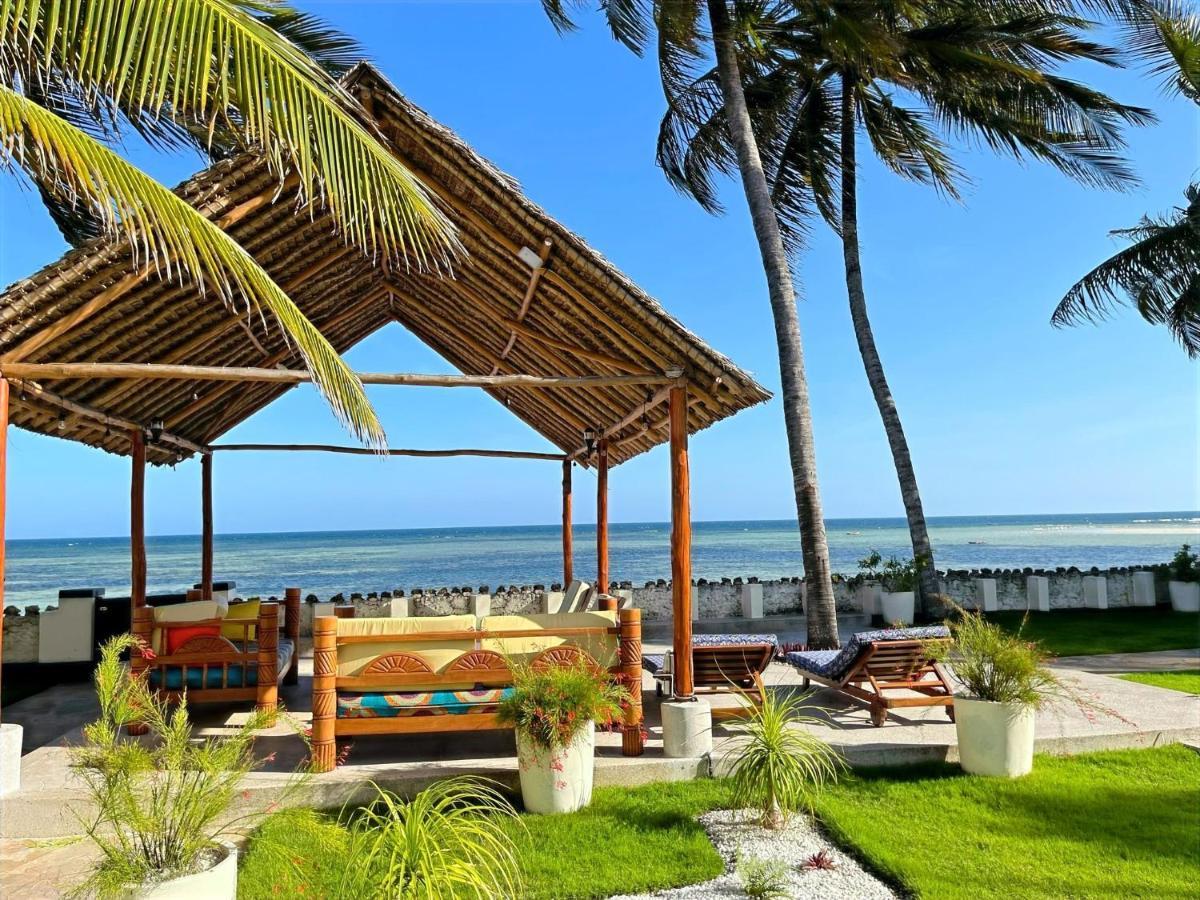 Oasys House - Beautiful Private Beach Front Home Msambweni Exteriér fotografie