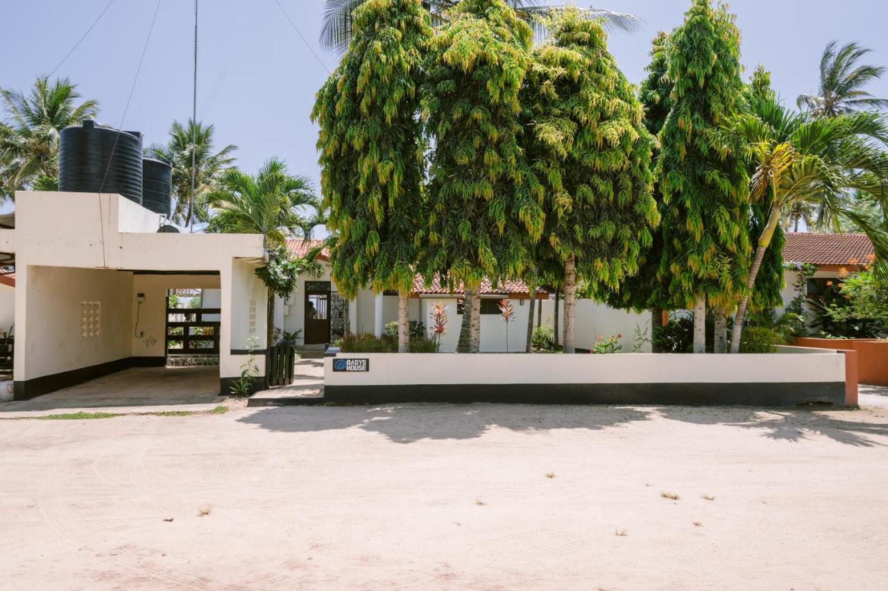Oasys House - Beautiful Private Beach Front Home Msambweni Exteriér fotografie