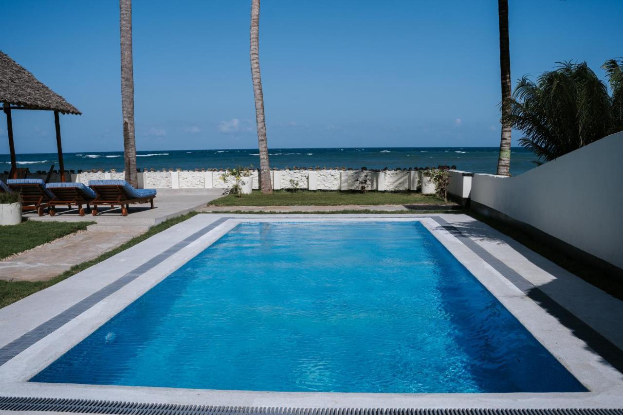 Oasys House - Beautiful Private Beach Front Home Msambweni Exteriér fotografie