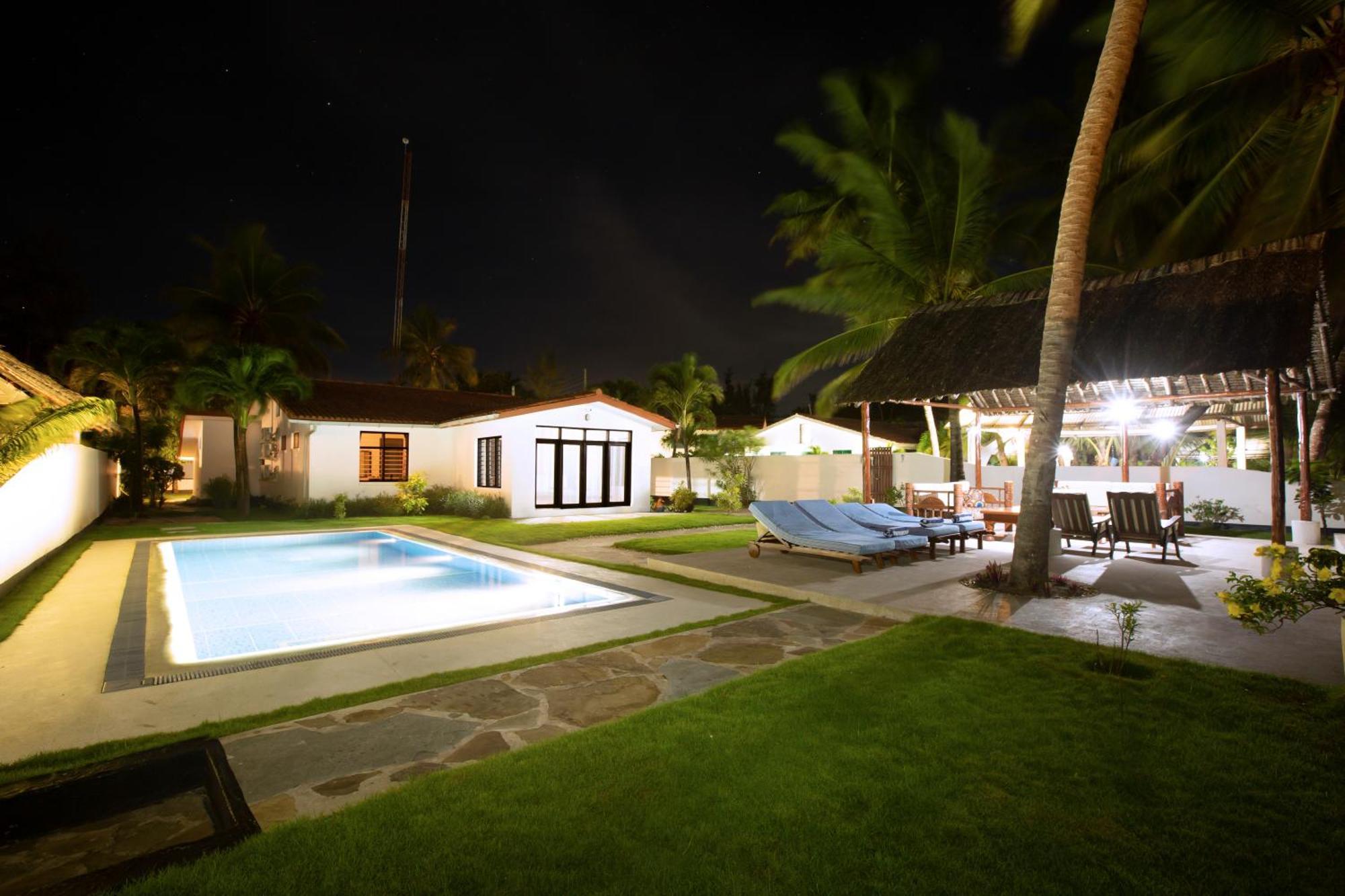 Oasys House - Beautiful Private Beach Front Home Msambweni Exteriér fotografie